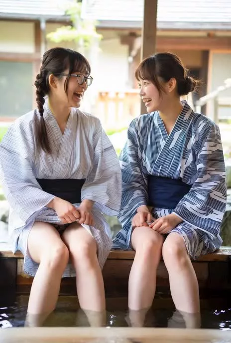 足湯って（いろんな意味で）いいよね♨ のサムネイル