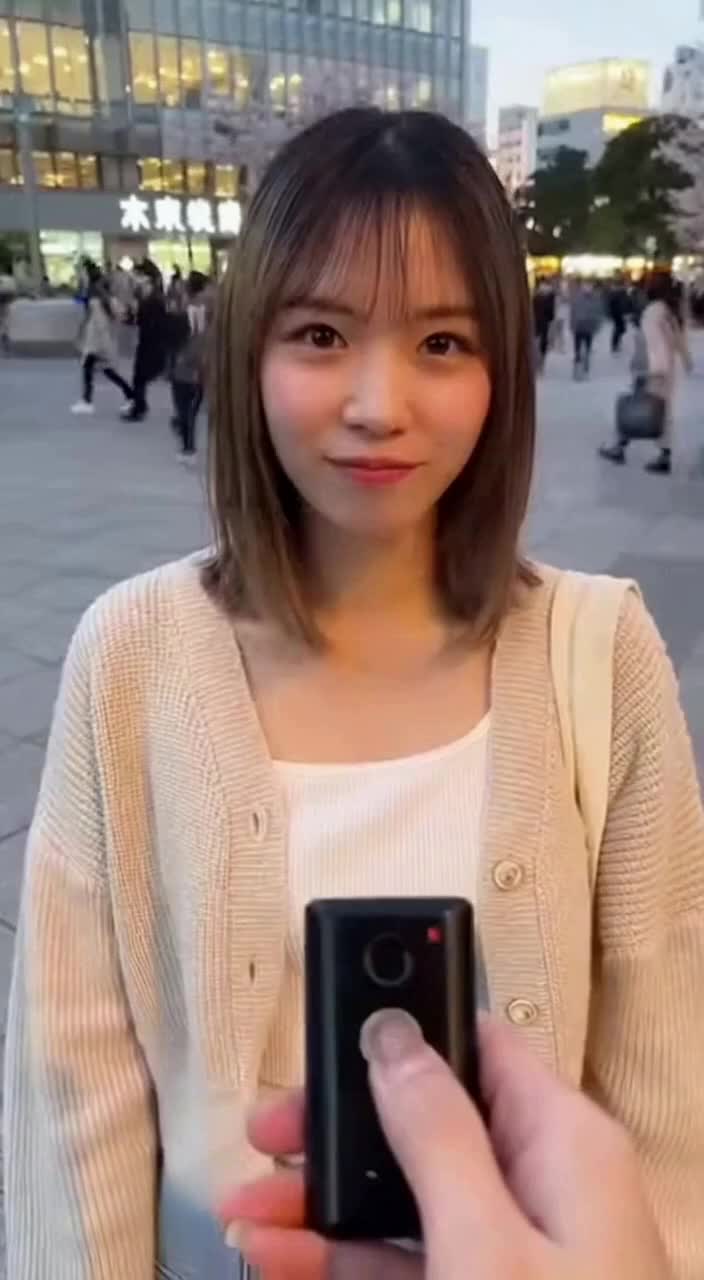 街角素人さんインタビュー のサムネイル