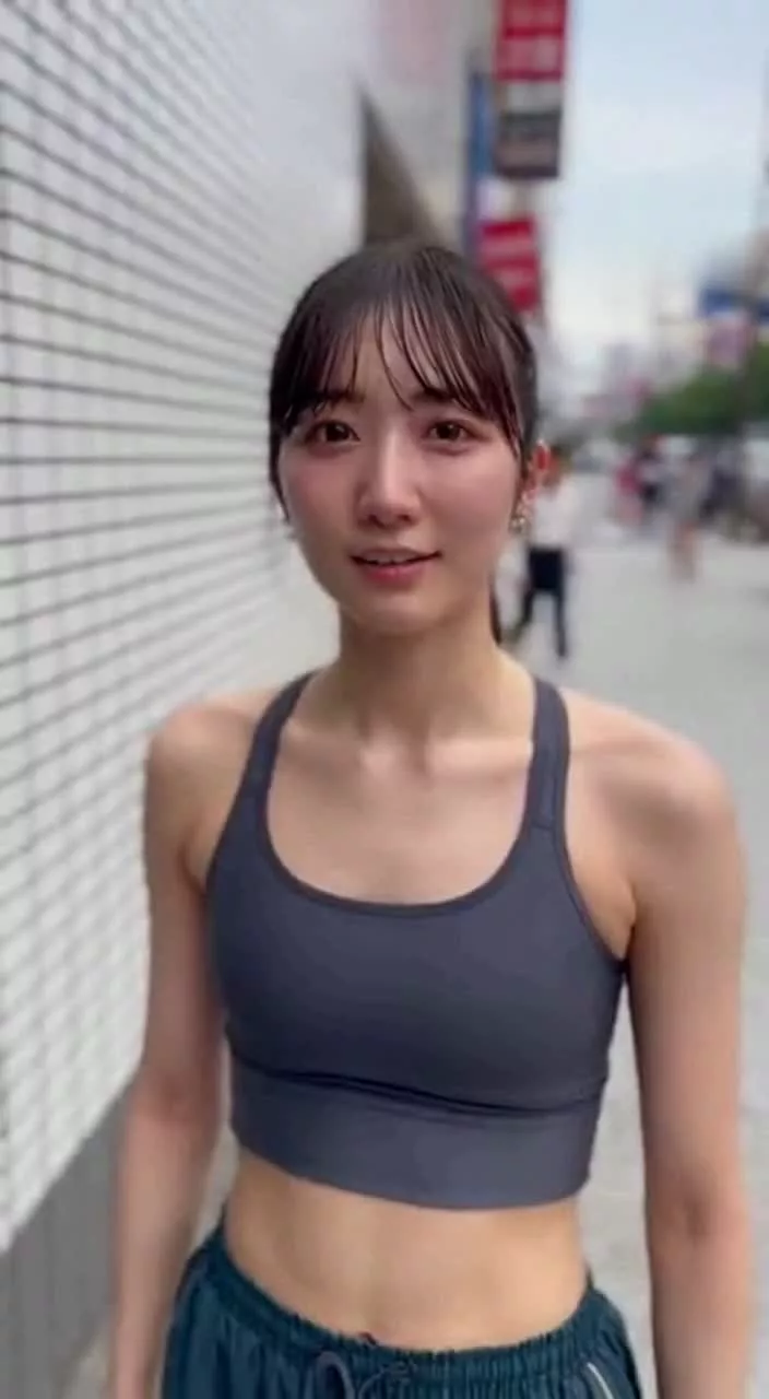 街角素人さん腹筋見せてくれませんか？