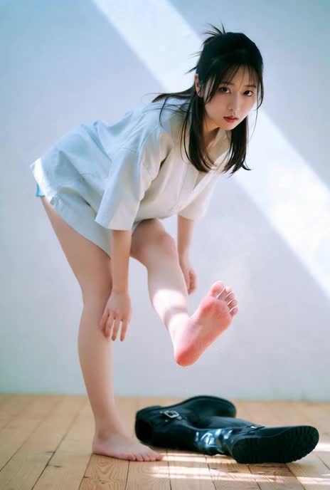 ブーツでムレムレ汗だく。 のサムネイル