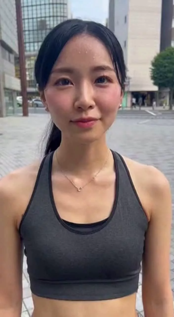 街角素人さん腹筋見せてくれませんか？