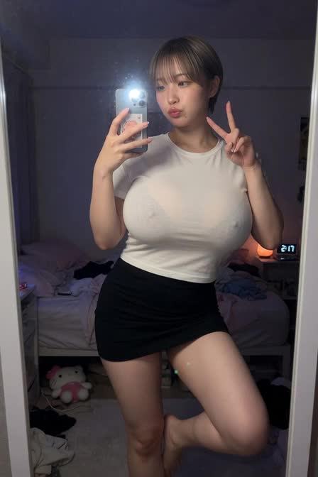 赤パンティ のサムネイル