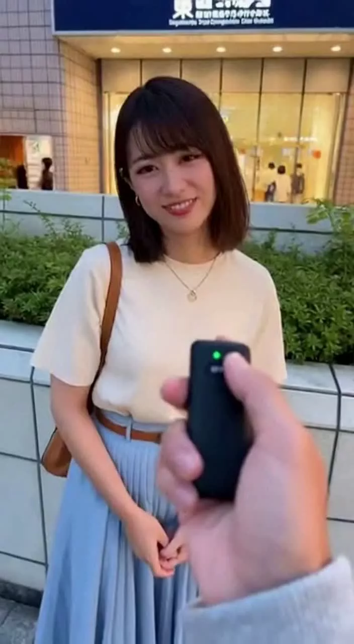 街角素人さん好きな人に告白街角素人さん告白 Street Amateur Interview   #告白 #街角インタビュー #街角スナップ #streetsnap #aivideo のサムネイル